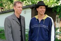 Hart im Nehmen – Peter Stöger, Gregor Bloeb.