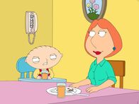 Family Guy – Stewie Griffin (l.); Lois Griffin (r.)