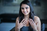 Tatort – Im Therapiegespräch kann Nelly (Bayan Layla) sich endlich öffnen.