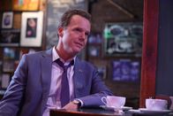Blue Bloods - Crime Scene New York – Der aktuelle Fall hat es in sich. Russ Vandenberg (Scott William Winters) probiert einen kühlen Kopf zu bewahren ...