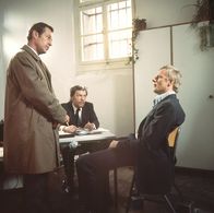 Tatort – Kommissar Haferkamp (Hans-Jörg Felmy, l) verhört Dr. Kürschner (Rolf Becker, r)