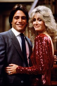 Wer ist hier der Boss? – (1. bis 8. Staffel) - Wer ist hier eigentlich der Boss? Tony Micelli (Tony Danza, l.) oder Angela Bower (Judith Light, r.)?