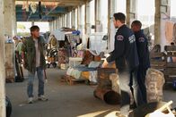 Station 19 – (v.li.) Kevin Scott Allen (Henry), Grey Damon (Jack Gibson), Jason George (Dr. Ben Warren).