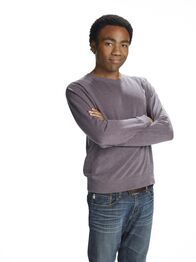 Community – NELLA FOTO: DONALD GLOVER (TROY)
