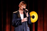 Kabarett am Freitag – Eva-Maria Marold während ServusTV’s „Eva-Maria Marold - Radikal Inkonsequent“ im CasaNova in Wien, Österreich am 8. April 2024.