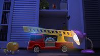 Unser Sandmännchen – Wie sollen die beiden Äpfel wieder hinauf ins obere Fach kommen? Die kleine Lampe hat eine Idee!