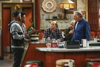 Superior Donuts – Superior Donuts (2017)