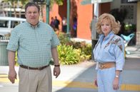 The Goldbergs – Jeff Garlin (Murray Goldberg), Wendi McLendon-Covey (Beverly Goldberg).