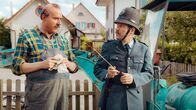 Papa Moll – Dem Auge des Gesetzes entgeht nichts: Stefan Kurt als Papa Moll Erich Vock als Wachtmeister Grimm