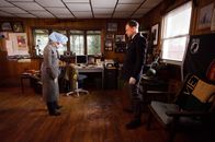 Elementary – Dr. Watson (Lucy Liu, l.) und Sherlock (Jonny Lee Miller, r.) sind auf Spurensuche, denn ohne Beweise für ihre Unschuld, bleibt Watson die Hauptverdächtige im Mordfall an einem Serienkiller ...