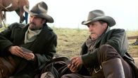 Open Range - Weites Land – Treue Gefährten: Boss Spearman (Robert Duvall, re.) und Charley Waite (Kevin Costner).