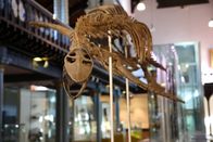 Mythen und Monster – Manche glauben, das Monster von Loch Ness sei ein Plesiosaurus - eine Reptilienart, die mit den Dinosauriern vor mehr als 60 Millionen Jahren ausgestorben ist.