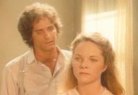 Unsere kleine Farm – Mary (Melissa Sue Anderson, r.) teilt Adam (Linwood Boomer, l.) mit, dass sie ihn nicht mehr heiraten möchte ...