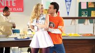 The Goldbergs – Die Goldbergs Staffel 2 Folge 22 Tanzeilage: AJ Michalka als Lainey Lewis, Troy Gentile als Barry Goldberg
