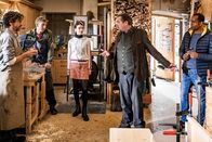 Watzmann ermittelt – V.l.n.r. Sebald Wimmer (Andreas Nickl), Moritz Wimmer (Lorenzo Nedis Walcher), Emma Wimmer (Lena Buhl), Benedikt Beissl (Andreas Giebel), Jerry Paulsen (Peter Marton).