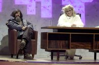 bullyparade – Reinhold Messner alias Christian Tramitz (l.) unterhält sich mit dem berühmten Yeti alias Rick Kavanian (r.).