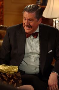 Gilmore Girls – Edward Herrmann (Richard Gilmore).