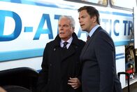 Navy CIS – The team is stunned when Gibbs, enlists the help of DiNozzo's (Michael Weatherly, right) father, Anthony DiNozzo Sr. (Robert Wagner, left) to solve a case on "NCIS"
