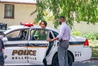 9-1-1 Notruf L.A. – Athena Grant (Angela Bassett, l.); Clifford Dixon (Reggie Watkins, r.)