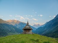 Der Geschmack Europas – Eine Kapelle in den Bergen rund um den Bregenzer Wald.