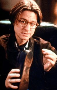 Columbo – Fisher Stevens (Alex Brady).