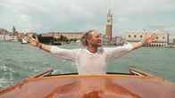 Destination X – Person: Nico Schwanz;