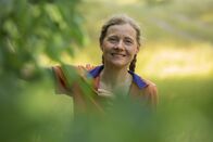 Lebenslinien – Die Fahrradmechanikerin Annette war Bayerns Jahresbeste in ihrer Ausbildung, obwohl sie damals defacto Analphabetin war. Sie verbringt möglichst viel Zeit in der Natur.