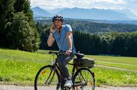Sturm der Liebe – Vincent (Martin Walde,M) lässt sich unbedarft von Wilma zu einem Treffen einladen.