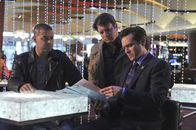 Castle – Sind sie dem Täter auf der Spur? Castle (Nathan Fillion, M.), Ryan (Seamus Dever, r.) und Esposito (Jon Huertas, l.) ermitteln in dem Mord an einem Casinobesitzer.; Sind sie dem Täter auf der Spur? Castle (Nathan Fillion, M.), Ryan (Seamus Dever, r.) und Esposito (Jon Huertas, l.) ermitteln in dem Mord an einem Casinobesitzer.