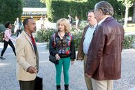 The Goldbergs – (v.li.) Tim Meadows (Mr. Glascott), Wendi McLendon-Covey (Beverly Goldberg), Jeff Garlin (Murray Goldberg), George Segal (Pops).