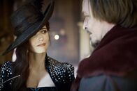 Die drei Musketiere - D'Artagnan – Der machthungrige Kardinal Richelieu (Eric Ruf) will mithilfe von Intrigen und der mysteriösen Spionin Milady de Winter (Eva Green) seinen König in einen Krieg gegen die von England unterstützen Protestanten zu treiben.