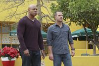 Navy CIS: L.A. – Ein neuer Fall beschäftigt Callen (Chris O'Donnell, r.) und Sam (LL Cool J, l.) ...