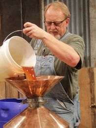 Moonshiners: Master Distiller – Moonshiners: Master Distiller (2021)