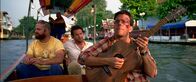 Hangover 2 – Eigentlich hatte Stu (Ed Helms, r.) nach den schrecklichen Erlebnissen in Las Vegas nur einen Brunch als Junggesellenabschied geplant, doch da hat er die Rechnung ohne Alan (Zach Galifianakis, l.) und Phil (Bradley Cooper, M.) gemacht ...