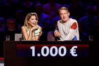 Wer weiß denn sowas? – Moderatorin, Geschäftsfrau und Model Sylvie Meis (l.).