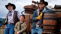 Yellowstone – Lloyd Pierce (Forrie J. Smith, l.), Tate Dutton (Brecken Merrill, m.) und Jimmy Hurdstrom (Jefferson White, r.)