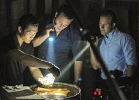 Hawaii Five-0 – Steve McGarrett (Alex O'Loughlin), Chin Ho Kelly (Daniel Dae Kim), Danny "Danno" Williams (Scott Caan). Photographe: Norman Shapiro Ville: Honolulu