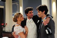 Sturm der Liebe – (v.l.n.r.) Theresa (Ines Lutz); Konstantin (Moritz Tittel); Peter (Daniel Fünffrock)