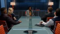 Bull – (v.l.n.r.) Chunk Palmer (Christopher Jackson); Marissa Morgan (Geneva Carr); Sadie Williams (Krys Marshall); Dr. Jason Bull (Michael Weatherly); Benny Colón (Freddy Rodriguez)