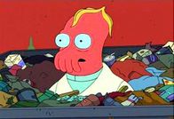 Futurama – (7. Staffel) - Dr. Zoidberg ist ein menschengroßer, krabbenartiger Außerirdischer vom Planeten Decapod 10 und Arzt von Planet Express.