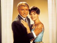 Im schwarzen Rössl – Hans von Borsody (Dr. Martin Behrend), Karin Dor (Eva Lantz).