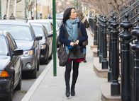 Elementary – Versucht eine Art Frieden zwischen Sherlock und Gregson herzustellen: Watson (Lucy Liu) ...