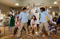 High School Musical 2 – (FOREGROUND) ZAC EFRON, CORBIN BLEU, (SECOND ROW) KAYCEE STROH, VANESSA HUDGENS, MONIQUE COLEMAN, (BACKGROUND LEFT) KIMBERLY KLAPOW, BAYLI BAKER, BRITT STEWART, (BACKGROUND CENTER) CHARLES KLAPOW, CHRIS WARREN JR., (BACKGROUND RIGHT) TYNE STECKLEIN