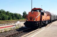 Eisenbahn-Romantik – Güterzug im Bahnhof Mengen. Mehrmals in der Woche fährt ein Güterzug die Werke der Firma Tegometall in Krauchenwies und Sauldorf an. Dem Güterverkehr ist es zu verdanken, dass die Strecke heute reaktiviert werden kann.