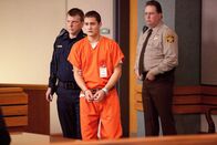 Snitch - ein riskanter Deal – L-R: Jason Collins (Rafi Gavron)