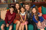 Die Thundermans – (L-R): Billy Thunderman (Diego Velazquez), Phoebe Thunderman (Kira Kosarin), Chloe Thunderman (Maya Le Clark), Max Thunderman (Jack Griffo), Nora Thunderman (Addison Riecke)
