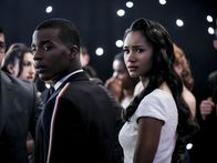 All American – Spencer James (Daniel Ezra, l.); Layla Keating (Greta Onieogou, r.)