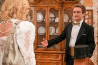 The Goldbergs – Wendi McLendon-Covey (Beverly Goldberg), Sean Giambrone (Adam Goldberg).