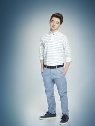 The Mick – Legt großen Wert darauf, dass sein Image gewahrt wird: Chip (Thomas Barbusca) ...