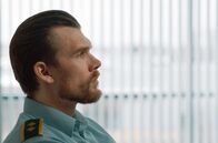 Fatal Crossing - Der Fall Lisbeth und Lulu – Andreas (Jesper Hagelskær Paasch) beginnt, die bereits geleistete Polizeiarbeit zu hinterfragen.